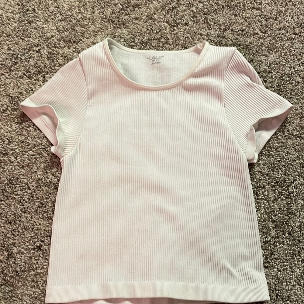 Barely wore Urban outfitters shirt